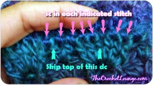 Tranquil Waves Arm Warmer Hand Ribbing Detail | Free Crochet Pattern | The Crochet Lounge™