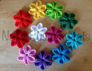 Nat's Custom Hats - 6 Petal Flower #Crochet #TCLCrochetLove